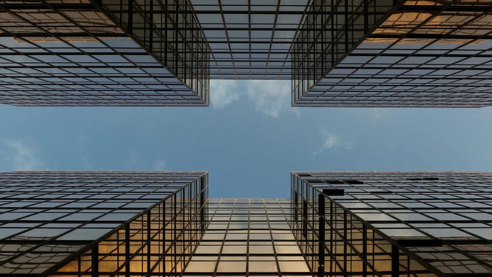 Privacy on open blockchains: framing the problem